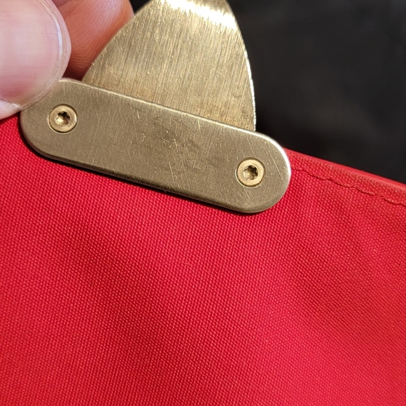 Louis Vuittons Handbags Epi Segur MM - Picture 12 of 14